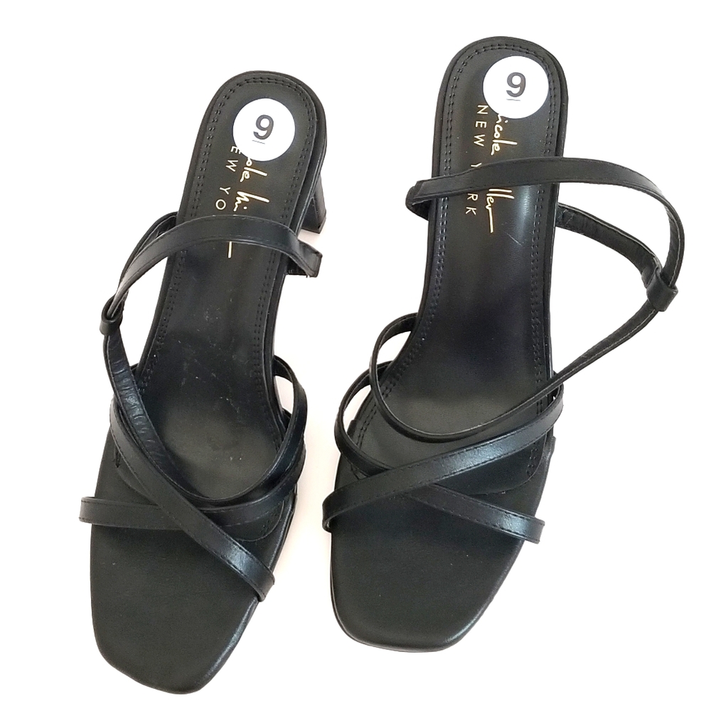 Nicole Miller High heel Sandal!